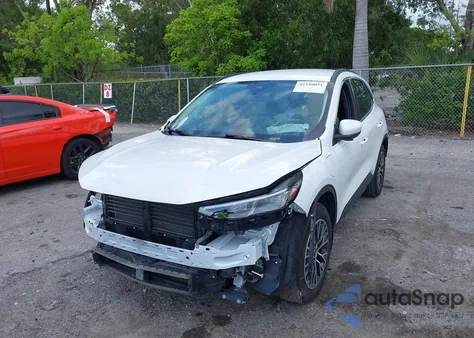 2023 Ford Escape Phev from USA, damaged, VIN 1FMCU0E17PUA76655